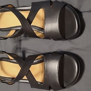 Naturalizer Villette women's sandals 8.5 M